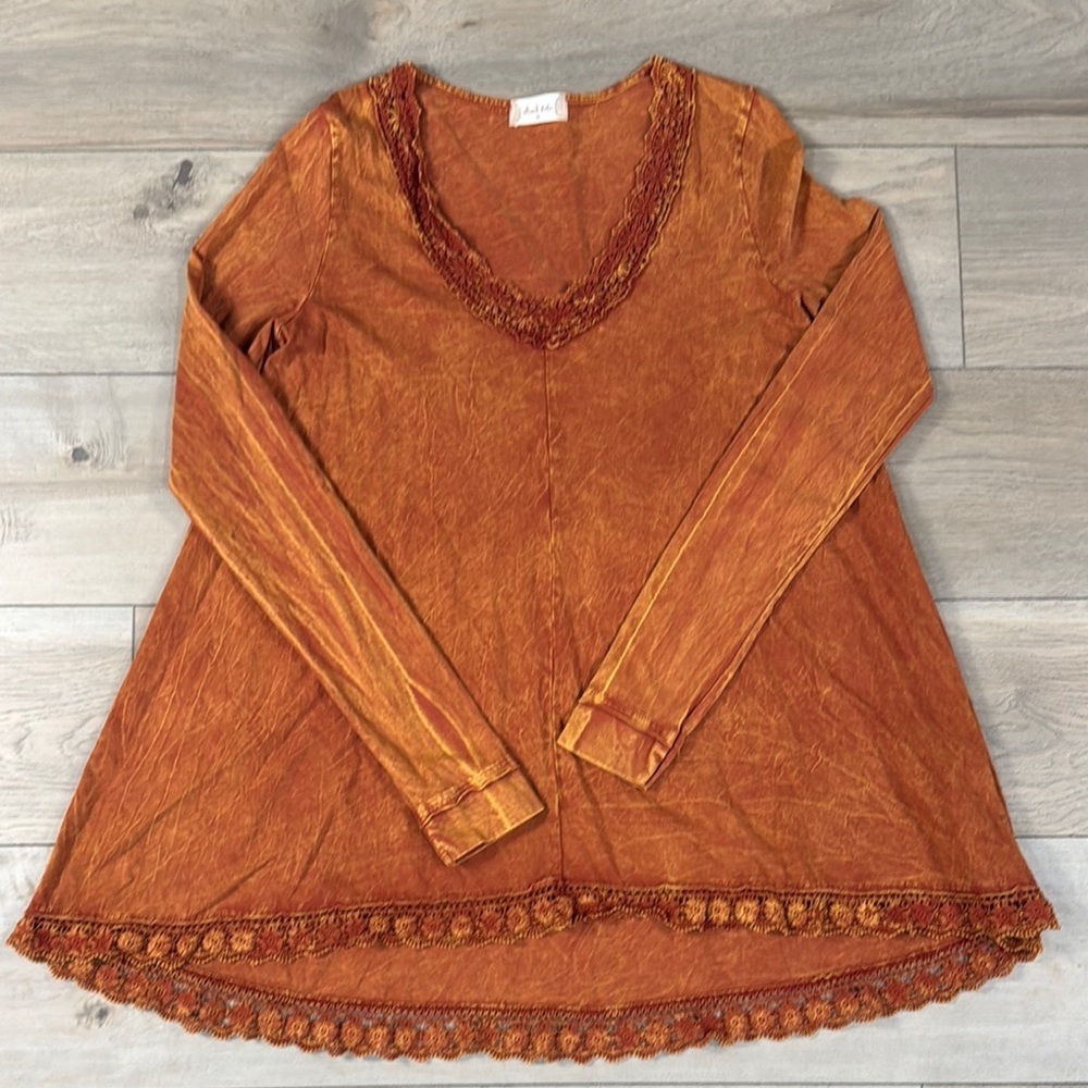Altar’d State Women's Orange Vibtage Wash Long Sleeve Tunic Top Lace Lined